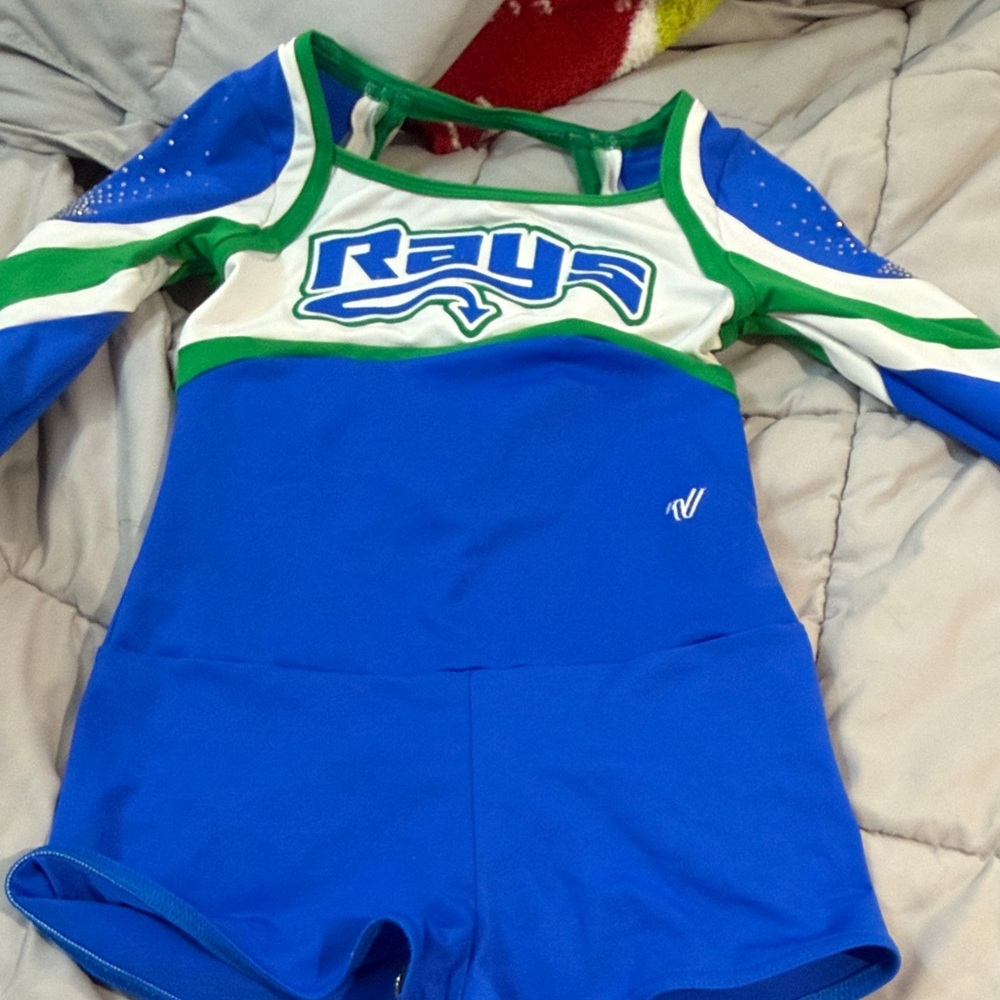 YL stingray bodysuit uniform (past uni)